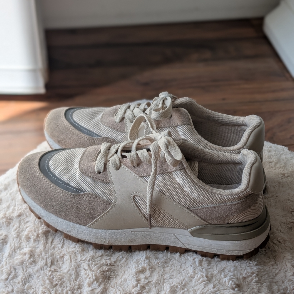 Rachel Zoe Beige and Gray Athletic Shoes